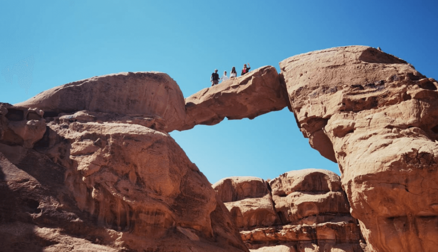 Petra, un trandafir deloc pierdut